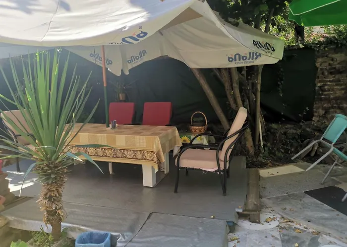 Km!sofia - за гости ゲストハウス *