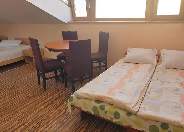 Km!sofia - за гости Affittacamere Sofia