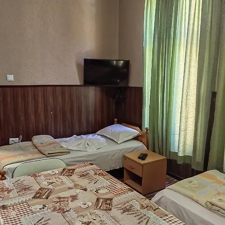 Maison d'hôtes Km!sofia - за гости *