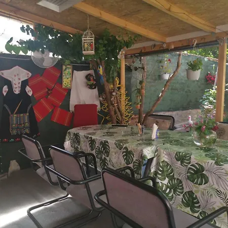 Maison d'hôtes Km!sofia - за гости *